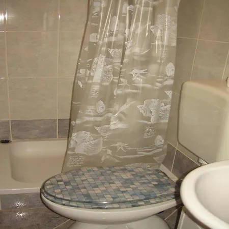 Spacious In Dalmatia Feriehus *