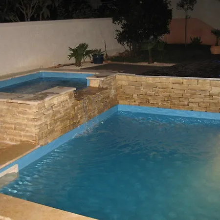 Spacious In Dalmatia * Tar-Vabriga